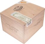 Por Larrañaga Petit Coronas (50'lik Ahşap Kutu)- El